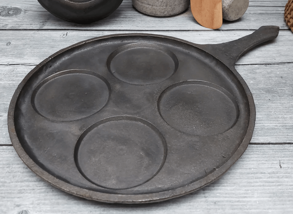 CAST IRON MINI UTHAPPAM PAN - 4 CAVITIES