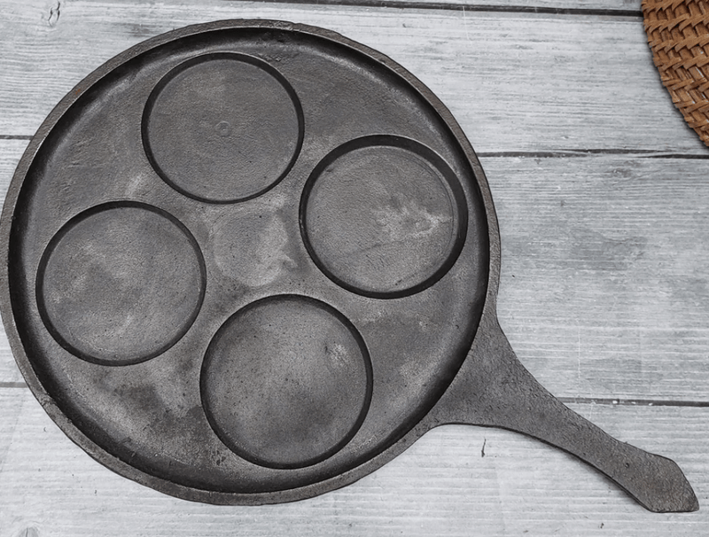CAST IRON MINI UTHAPPAM PAN - 4 CAVITIES-2