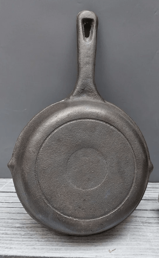 காஸ்ட் இரும்பு மினி ஸ்கில்லெட் | 6"/17 CM