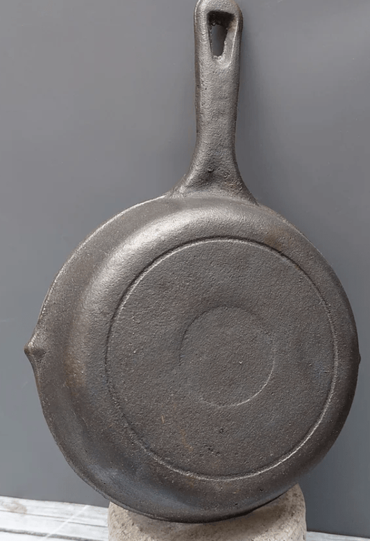 வார்ப்பிரும்பு மினி வட்ட கிரில் பான் (6"/17செ.மீ)