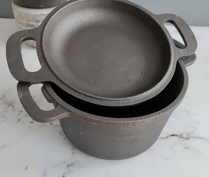 மூடித் திறனுடன் கூடிய வார்ப்பிரும்பு டச்சு அடுப்பு நடுத்தரம் (3 லிட்டர் கொள்ளளவு)