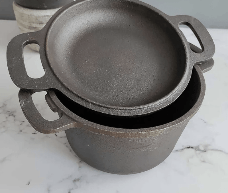 CAST IRON DUTCH OVEN MEDIUM (3 LTRS CAPACITY) WITH LID SKILLET-2
