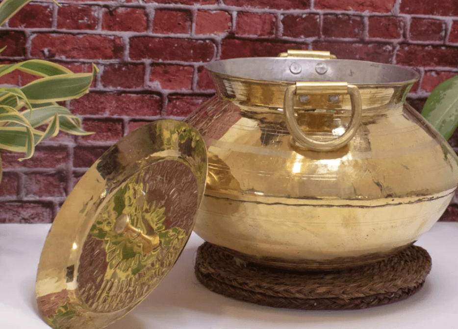 BRASS BIRIYANI HANDI (PAANAI-POT)