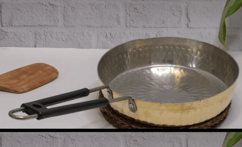BRASS FRY PAN WITH HEAT RESISTANT LONG HANDLE-1