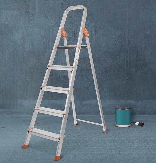 5 Step Foldable Aluminium Ladder with Scratch Resistant Smart Platform and Sure-Hinge Technology