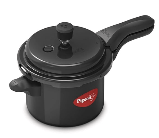 स्टोवक्राफ्ट का पिजन टाइटेनियम हार्ड एनोडाइज्ड एल्युमीनियम आउटर लिड प्रेशर कुकर - 5 लीटर - काला 