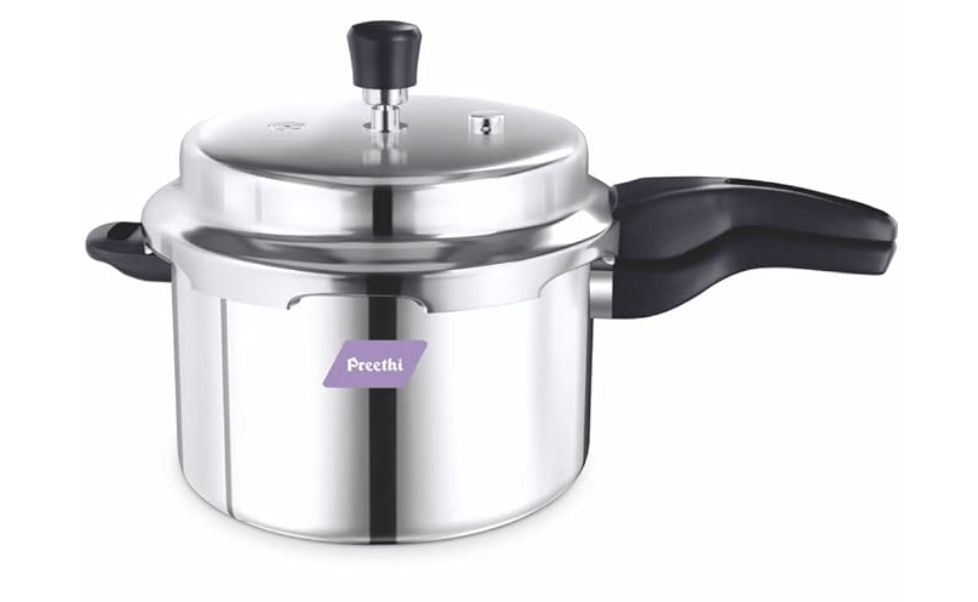 Preethi Triply Outer Lid Pressure Cooker Induction Base, 4.5 Litres