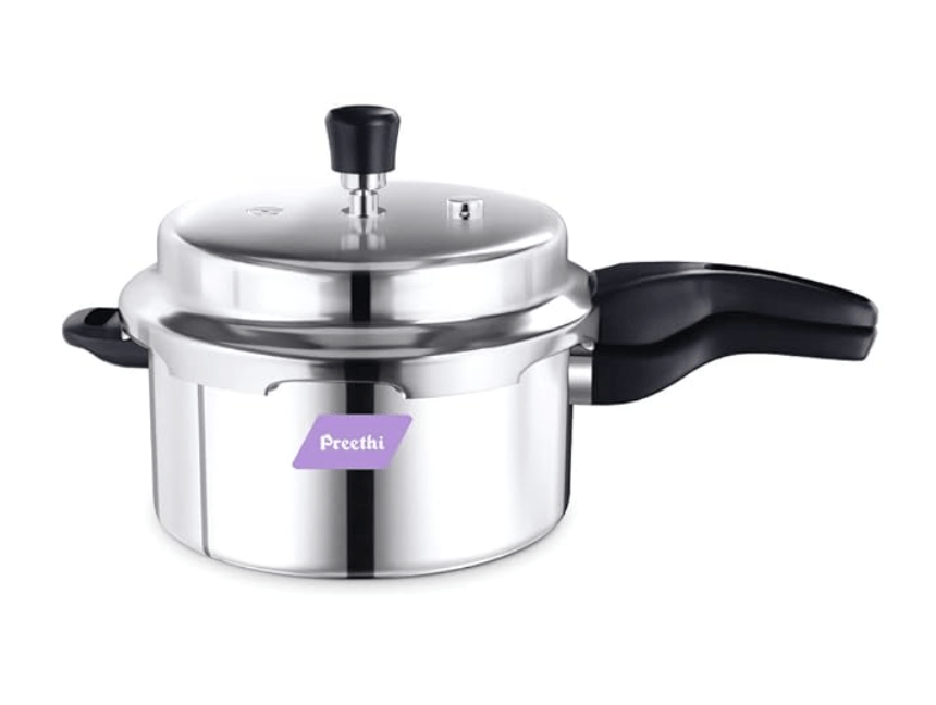 Preethi Triply Outer Lid Pressure Cooker Induction Base, 2.5 Litres