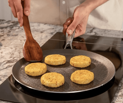 ARTTDINOX Stellar Stainless Steel Triply Non Stick Tawa | 28 cm | Etched nonstick | Rivetless Double Wired Handle | Gas & Induction Base | 7 Yrs Warranty | Jindal Stainless