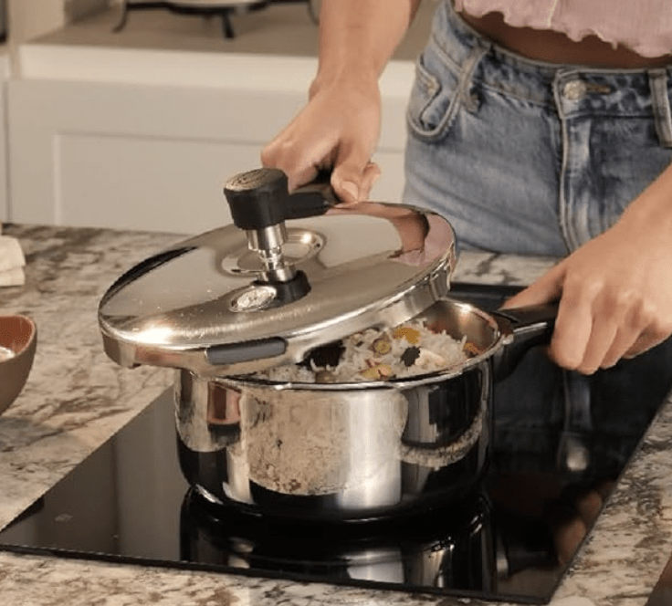 ARTTDINOX Stellar Stainless Steel Triply 3 Ltr Mirror finish Pressure Cooker with Gasket | Rivetless Handle | Induction & Gas Base | 7 Yrs Warranty | Jindal Stainless-3