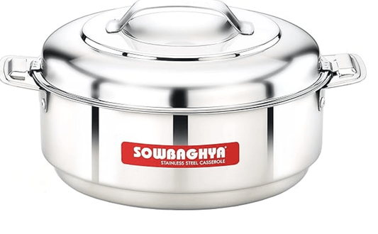 சௌபாக்யா ஸ்டெயின்லெஸ் ஸ்டீல் கேசரோல் - 2500 மிலி, சில்வர் ஸ்டெயின்லெஸ் ஸ்டீல் சாலிட் கேசரோல் | சாப்பாட்டுக்கு சூடான பானை சப்பாத்தி கறி ரொட்டி | பாத்திரங்கழுவி பாதுகாப்பாக | உணவை நீண்ட நேரம் சூடாகவும் குளிராகவும் வைத்திருக்கும், உணவு தரம். 
