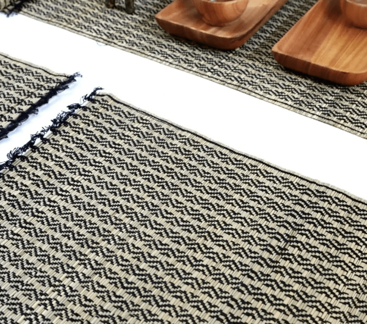 Handmade Dining Table Mats and Table Runner in Black (Set of 6/4) | Eco Friendly Tableware Sustainably Handwoven from Natural Grass