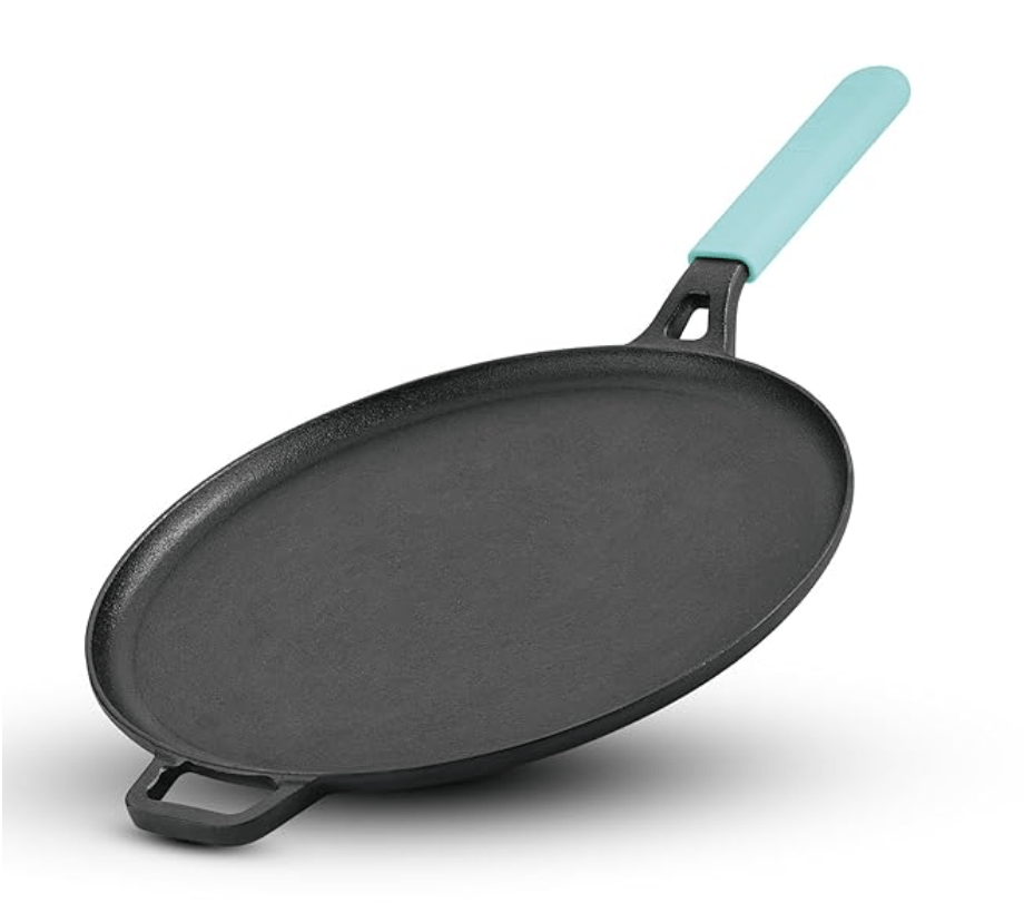 BERGNER Eco Cast Iron 28cm Dosa Tawa, ஆரோக்கியமான சமையலுக்கு, முன்-பதப்படுத்தப்பட்ட, சமமான வெப்ப விநியோகஸ்தர், சுவையை அதிகரிக்க வெப்பத்தைத் தக்கவைத்துக்கொள்ளும், நீடித்து உழைக்கக்கூடியது, சிலிகான் ஸ்லீவ், இண்டக்ஷன் பாட்டம், கேஸ் ஸ்டவ் ரெடி உடன் வருகிறது. 