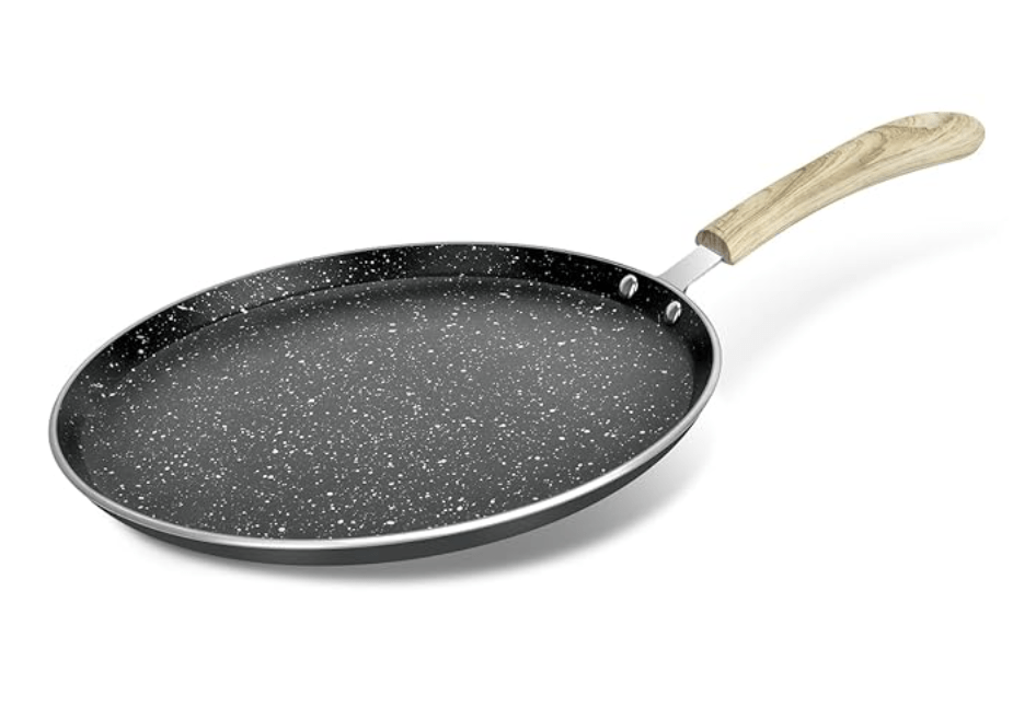 बर्गनर बेलिनी प्लस ऑरा 5-लेयर नॉन-स्टिक 28 सेमी डोसा तवा, सॉफ्ट टच वुडन फ़िनिश हैंडल, भोजन सुरक्षित, PFOA मुक्त, समान ताप वितरण, 4 मिमी मोटाई, इंडक्शन बॉटम, 1-वर्ष की वारंटी - काला 