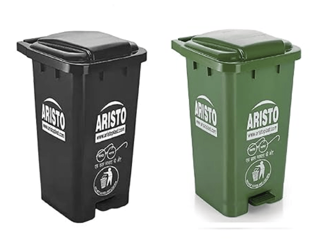 ARISTO Plastic Wheel Step-On Pedal Garbage Waste Dustbin (65 LTR)