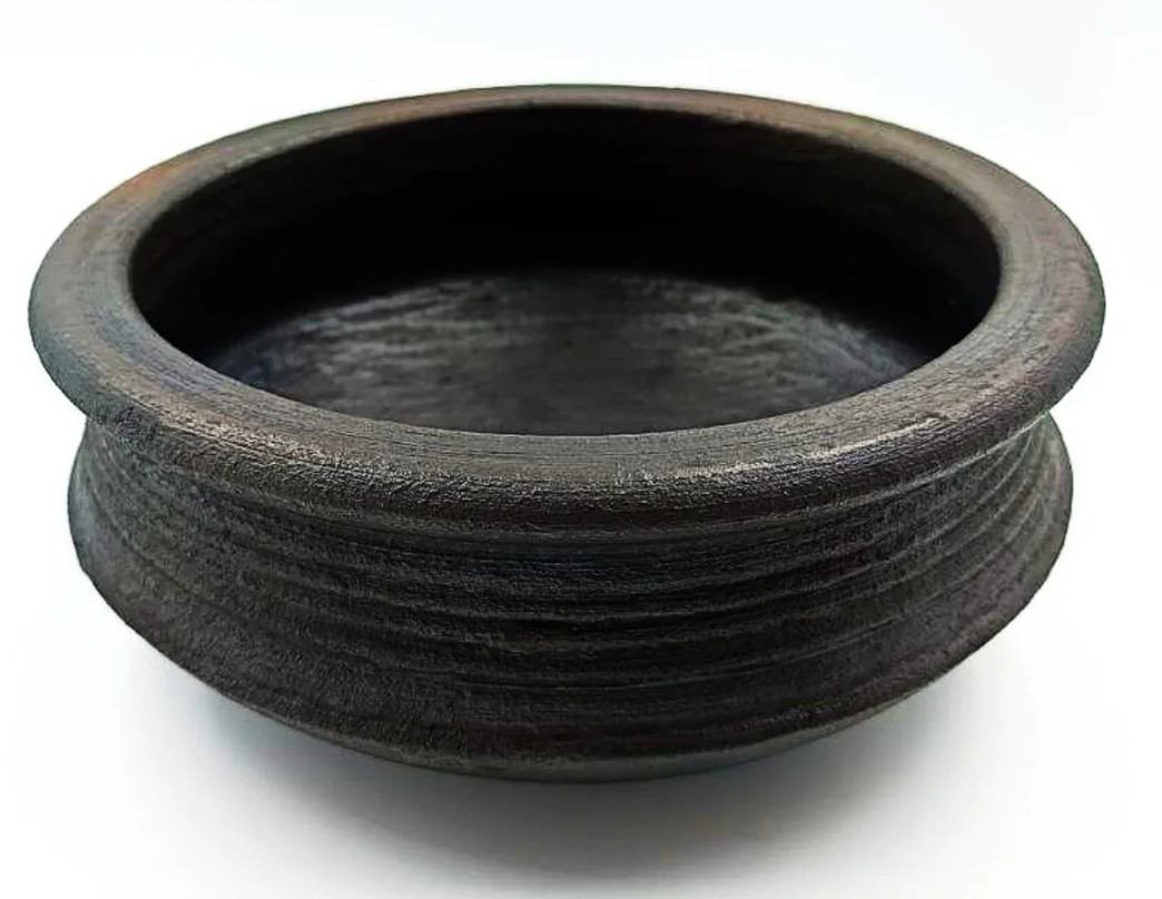 2 Liter Handcrafted Clay Pan/Pot/Kadai/Earthen/Mud/Mitti Handi - Perfect for Cooking Serving. Colour: Black