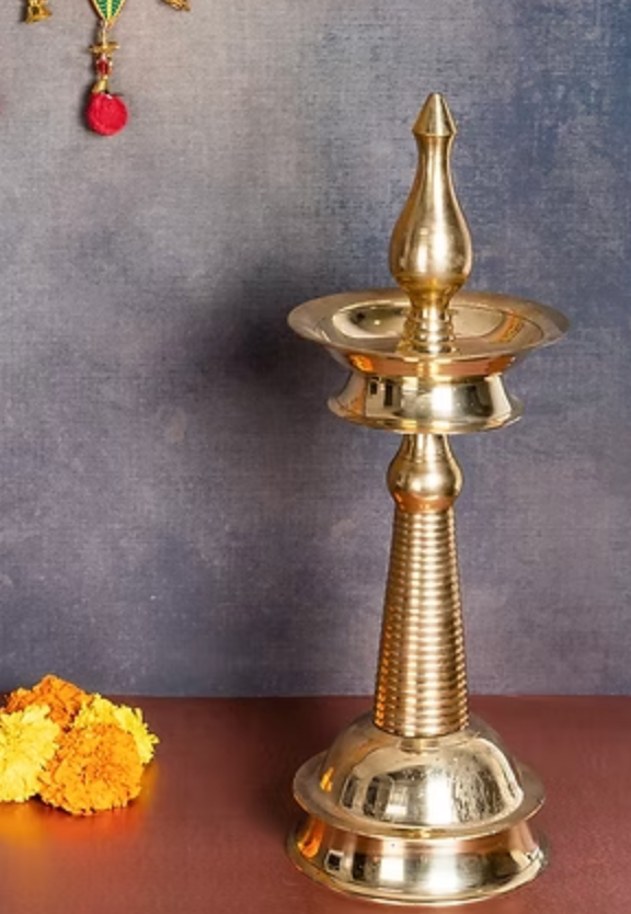 पीतल से बना केरल विल्लक्कू/दीपक (2 पीस का सेट)-2