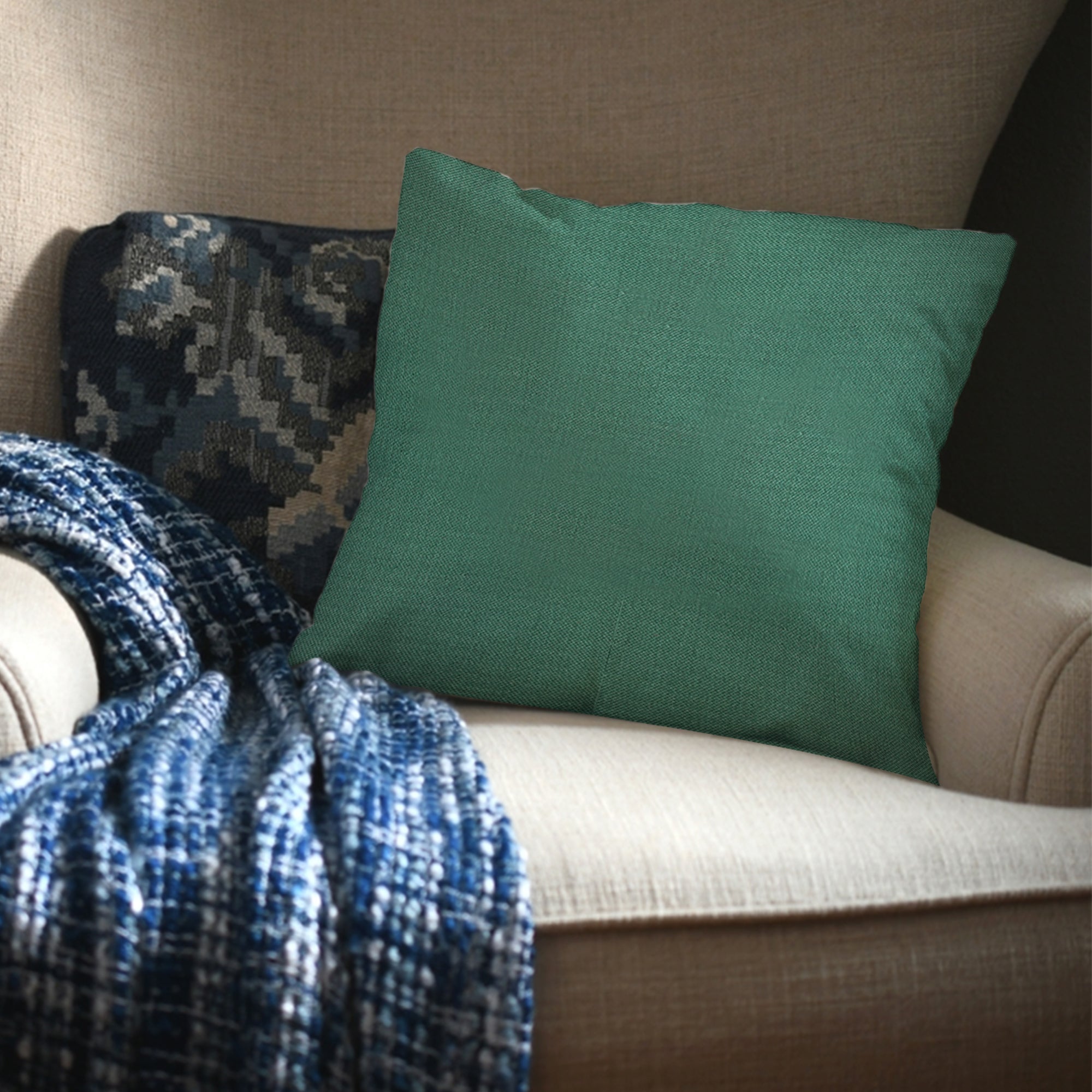 Green Outdoor Fabric Pillow Plain Shade 04