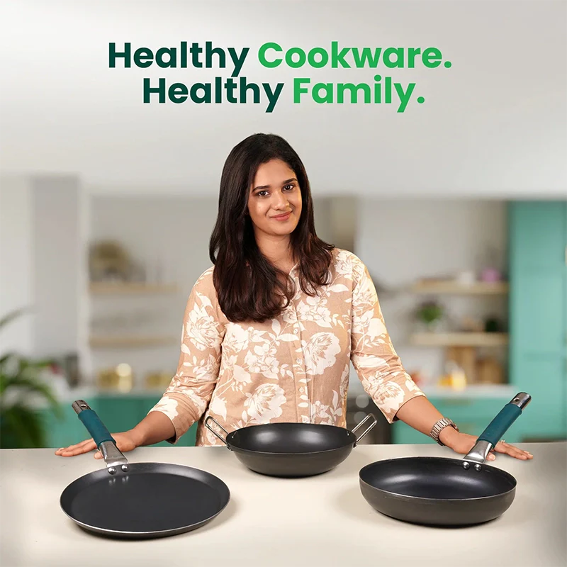 100% Pure Sheet Iron Tawa, Concave, Toxin-free, Seasoned, Silicone Handle,25.5cm/30.5cm