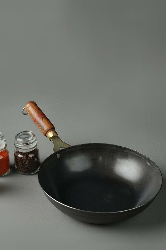 Pure Iron Flat Bottom Wok (10" Inches)