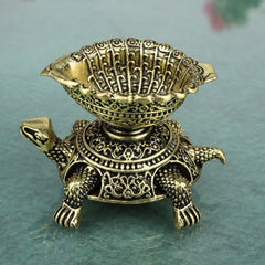 Brass Kurma Deepam Tortoise Lamp Peetal Kachhua Diya Aamai Vilakku Vishnu Kurma Avatar Vastu Puja Oil Lamp Home Decor Gift, Gold, 1.5 Inch, 1 Piece