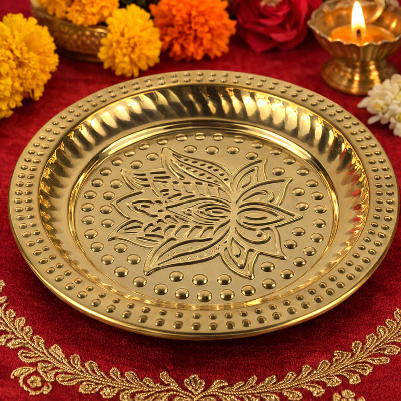 Handcrafted Brass Pooja Thali, Peetal Aarti Plate, Traditional Pital Puja Thambalam for Hindu Worship & Temple Rituals, Gold, 1 Inch, 1 Piece