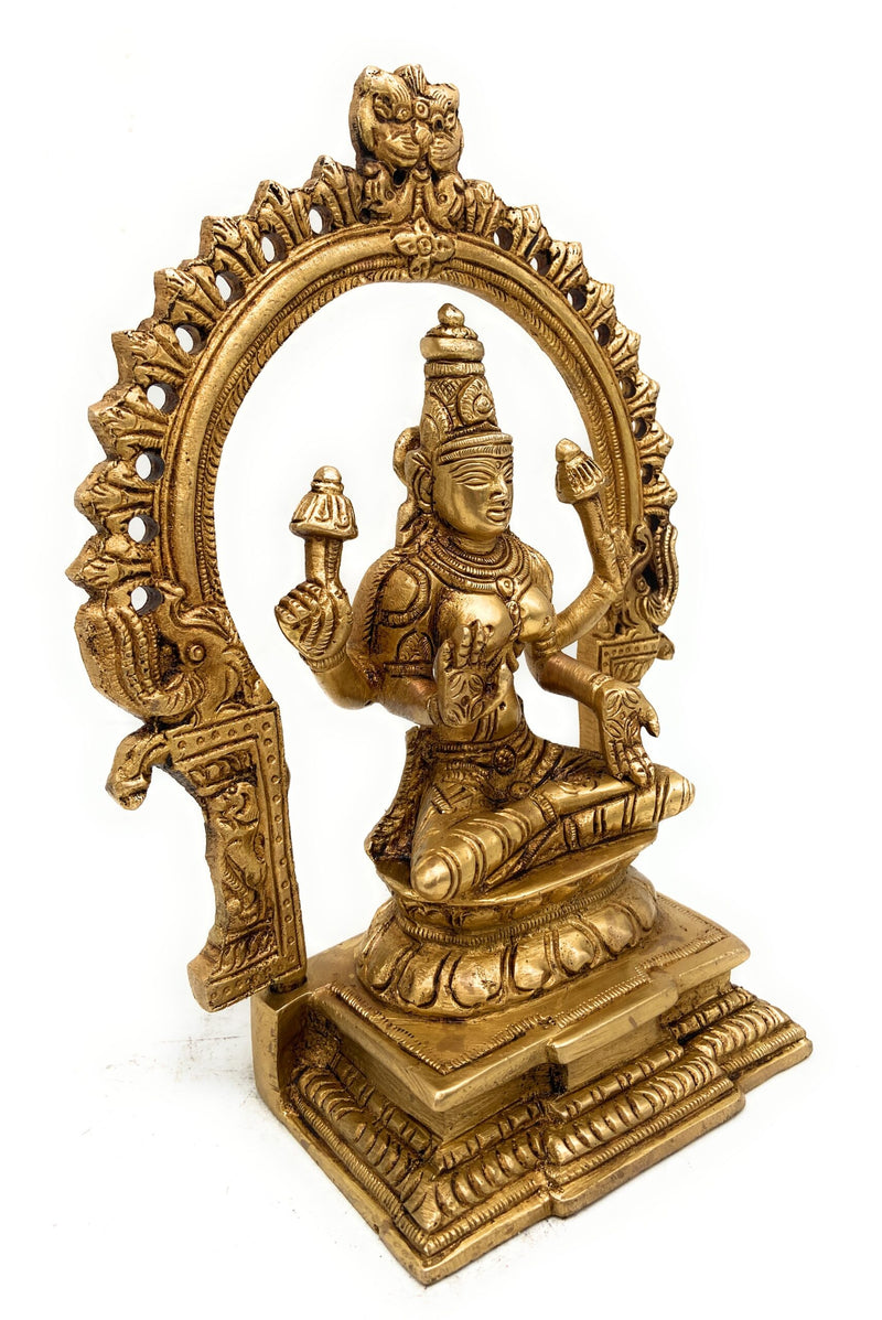 Brass Maha Lakshmi Idol with Prabhavali – Handcrafted Pooja Statue, 7.5 Inch