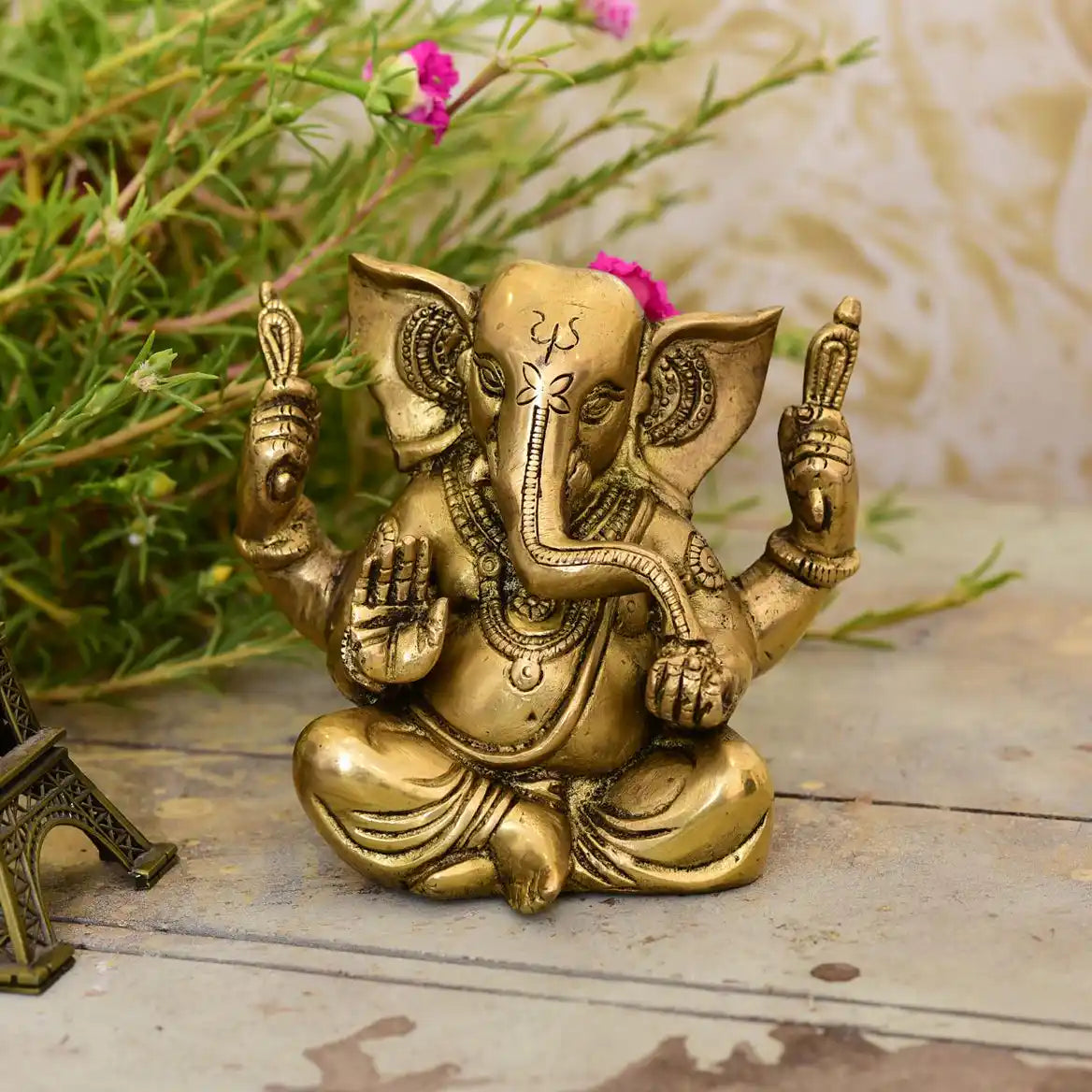 Brass Appu Ganesha With Big Ears Sitting Idol (4.5 Inch)