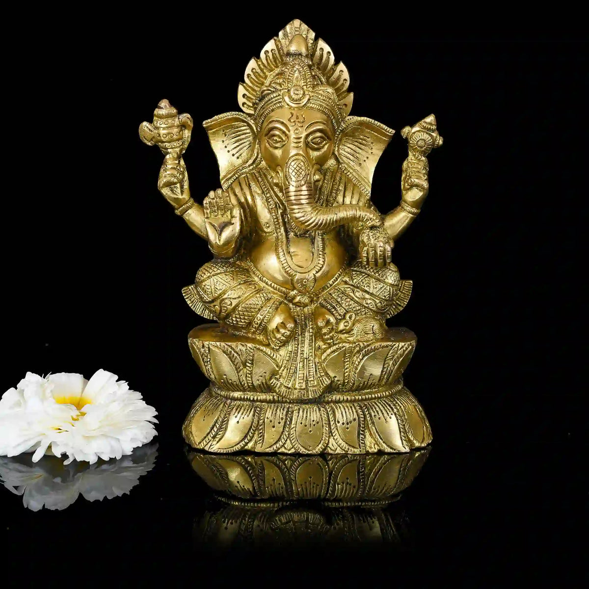 Brass Lord Sitting Ganesha Idol (7.2 Inch)