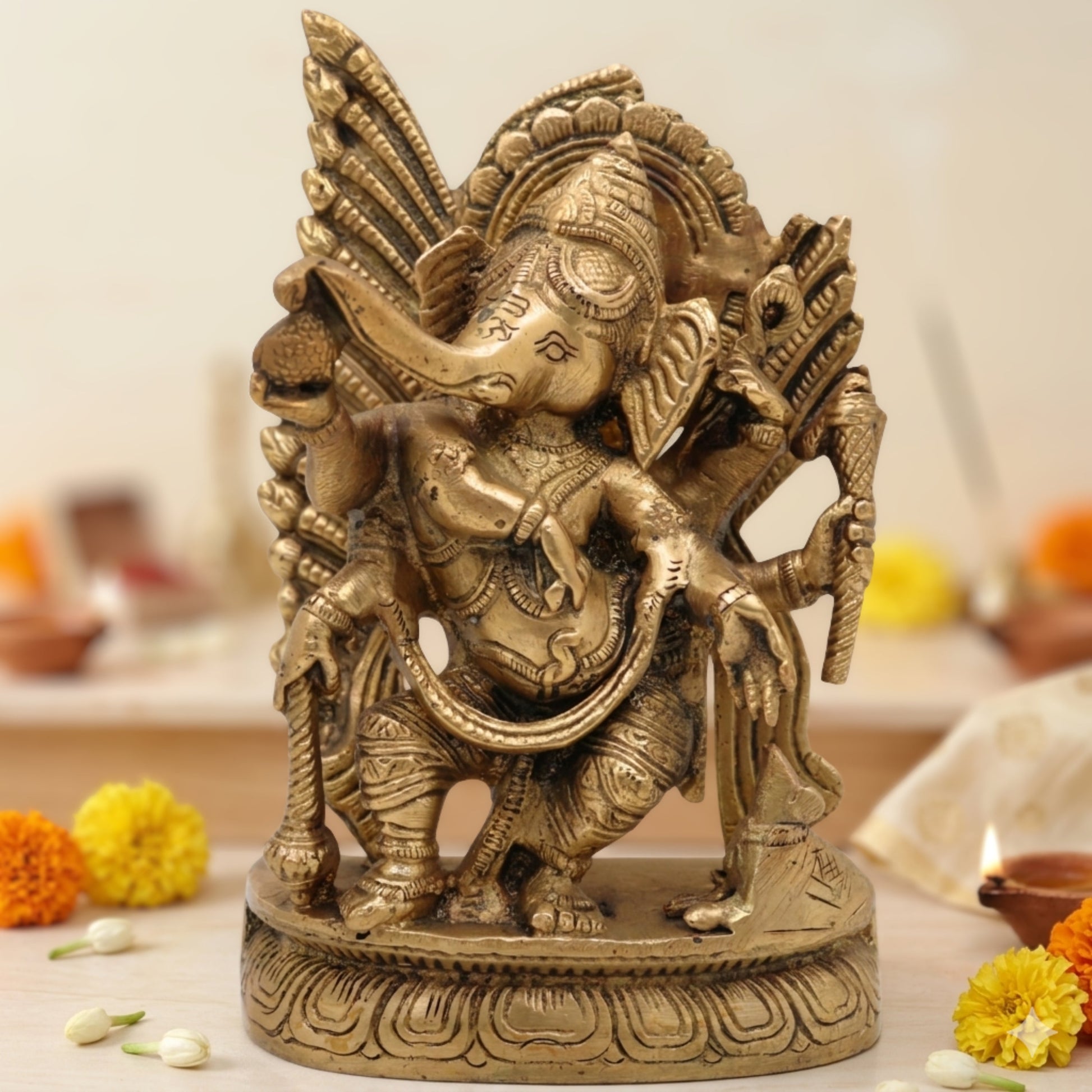 Handcrafted Brass Ganpati Idol | Vinayaka Ganesha Murti for Home Temple Pooja Decor | Peetal Ekadanta Statue | Vighnaharta Ganapati Showpiece by Bhunes, Gold, 7 Inch, 1 Piece
