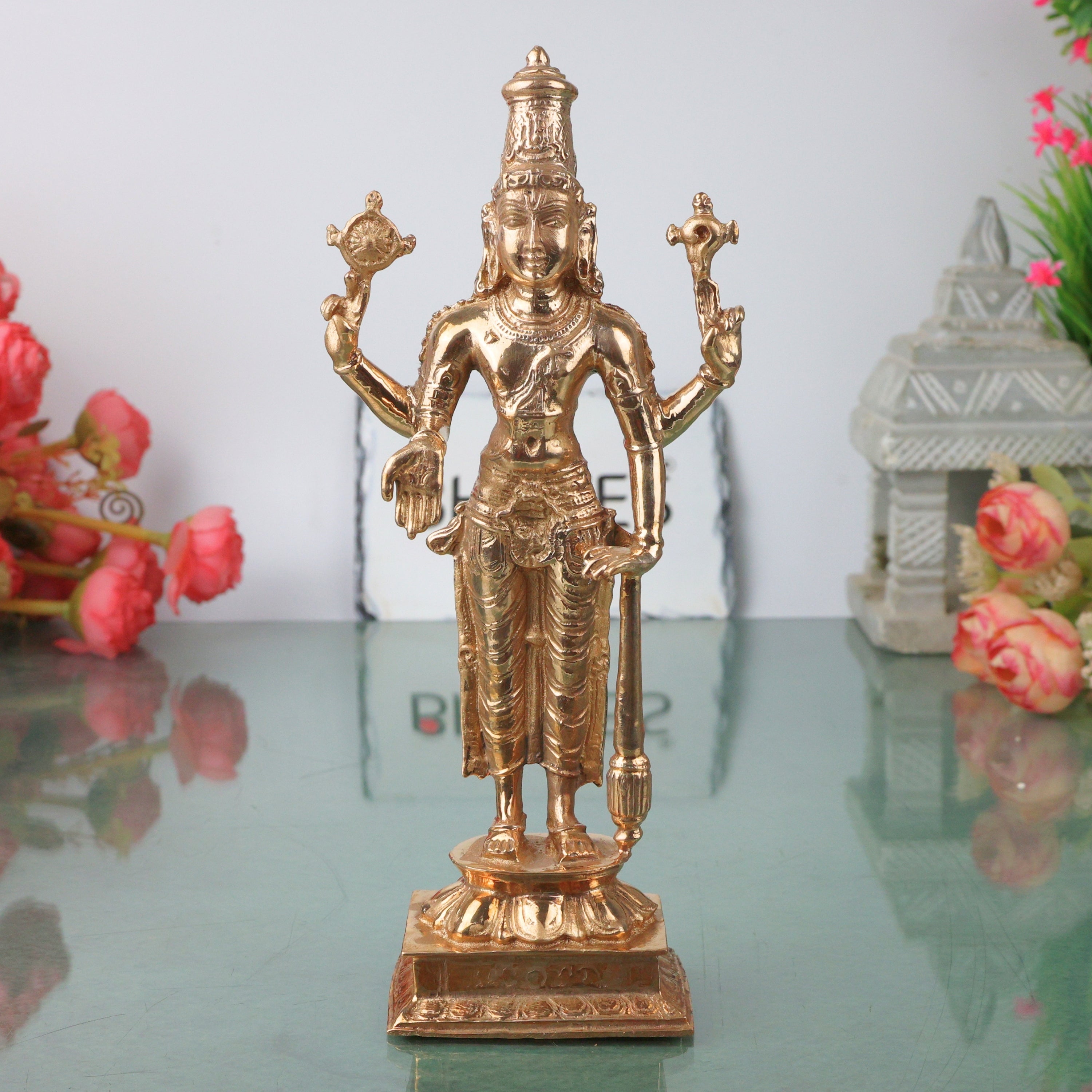Bronze Vishnu Idol Narayana Perumal Mahavishnu Balaji Venkateswara Srinivasa Govinda Murti for Pooja Home Decor Temple Statue, Gold, 8 Inch, 1 Piece