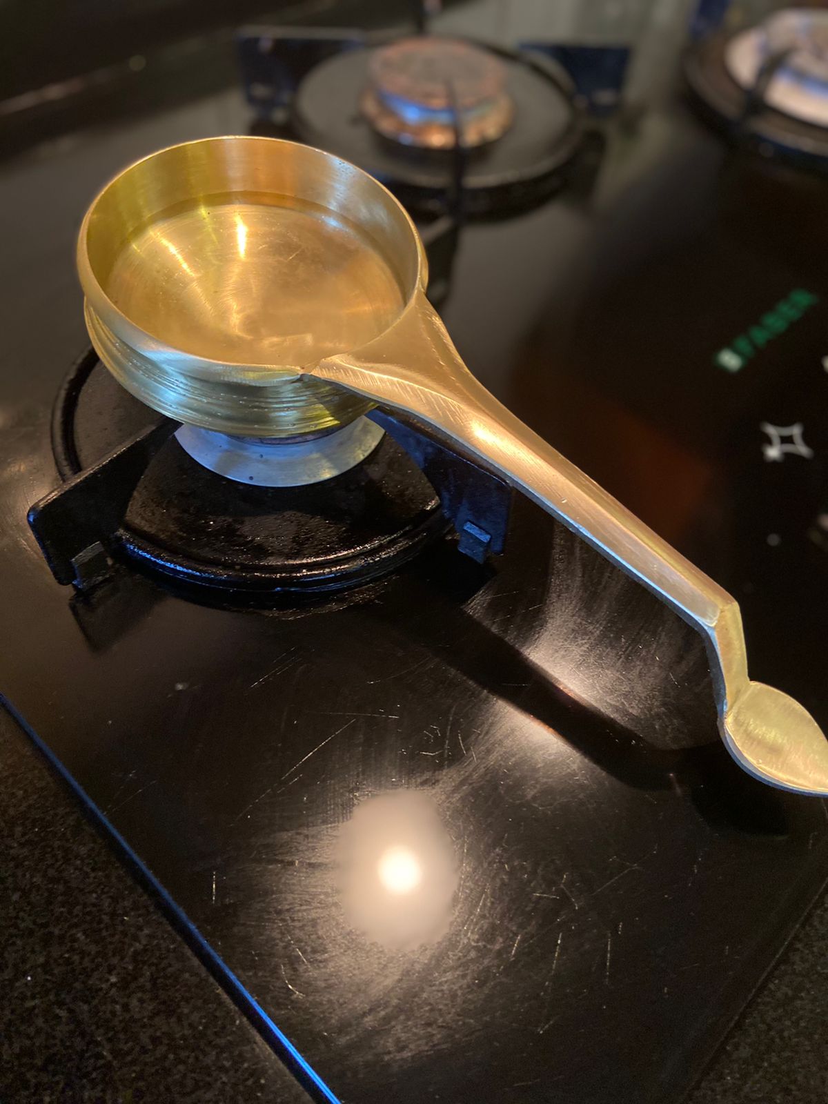 Brass Tadka pan/ Kai Urali velanstore