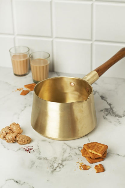 Velanstore Bronze Chai Pan with a Teak Wooden Handle