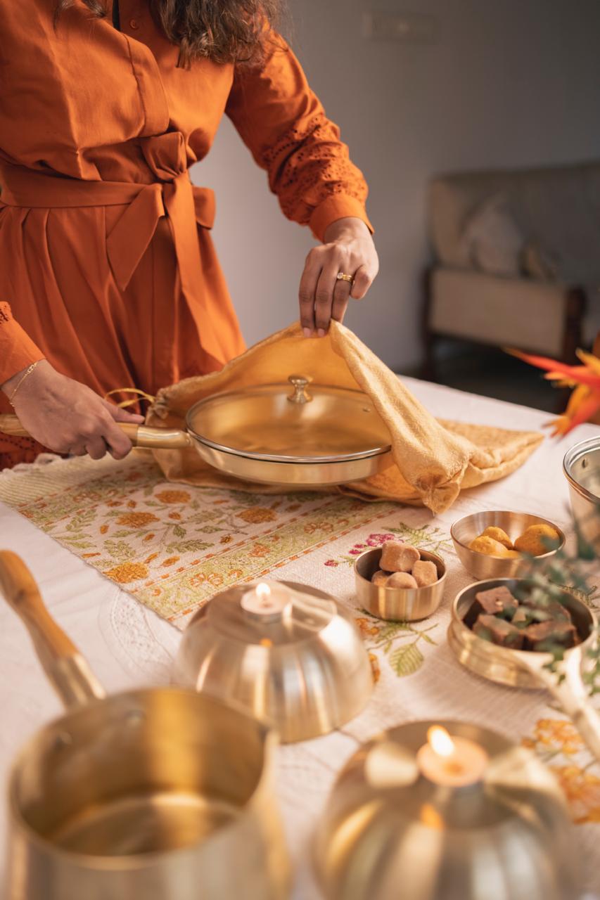 Velanstore Bronze Saute pan 2.0 with glass lid