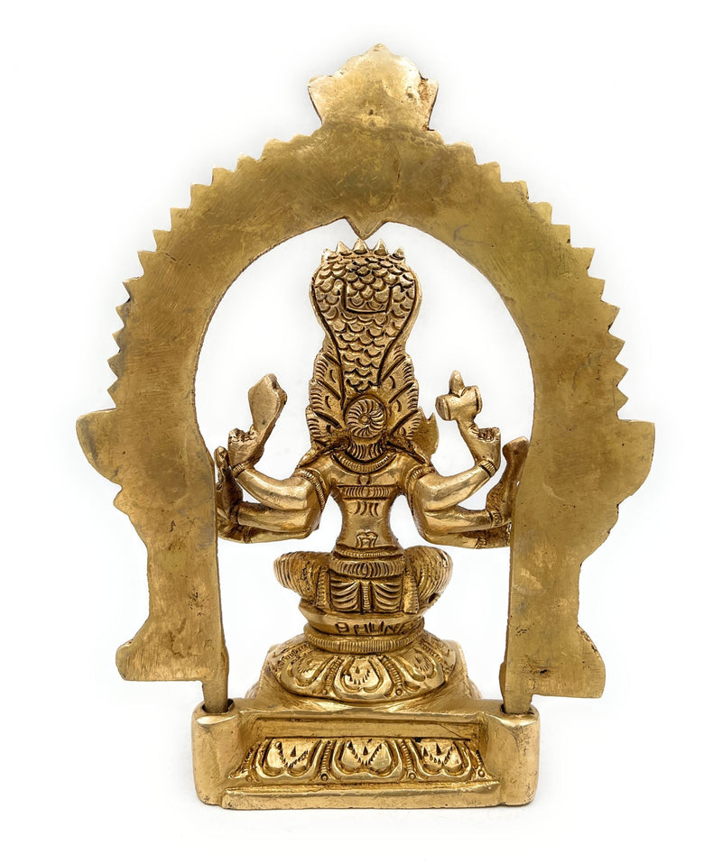 Brass Mariamman Idol, Mariyamma Muthu Mariamman Statue, Samayapuram Amman Vigraham, South Indian Devi Murti for Pooja Decor,Gold, 7 Inch, 1 Piece