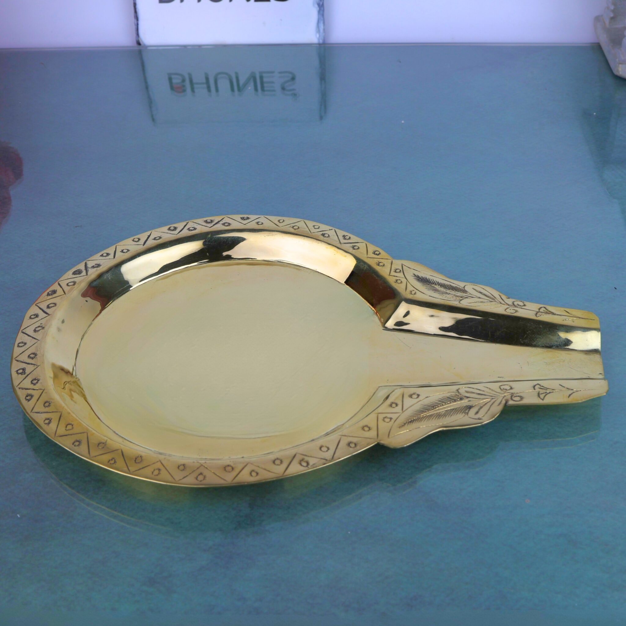 Brass Abhisheka Patra Abhishekam Tray Somasutra Plate Pital Abhisheka Pitham for Shiva Lingam Vishnu Balaji Puja Rituals, Gold, 8.5 Inch, 1 Piece