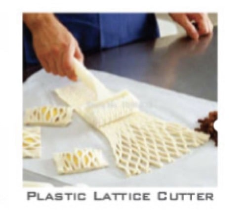 Pastry Baking Plastic Mould Netting Roller Cutter (Random Color) Pastry Cutter