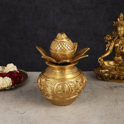 Auspicious Brass Kalash – Elegant Decorative Element for Spiritual Spaces