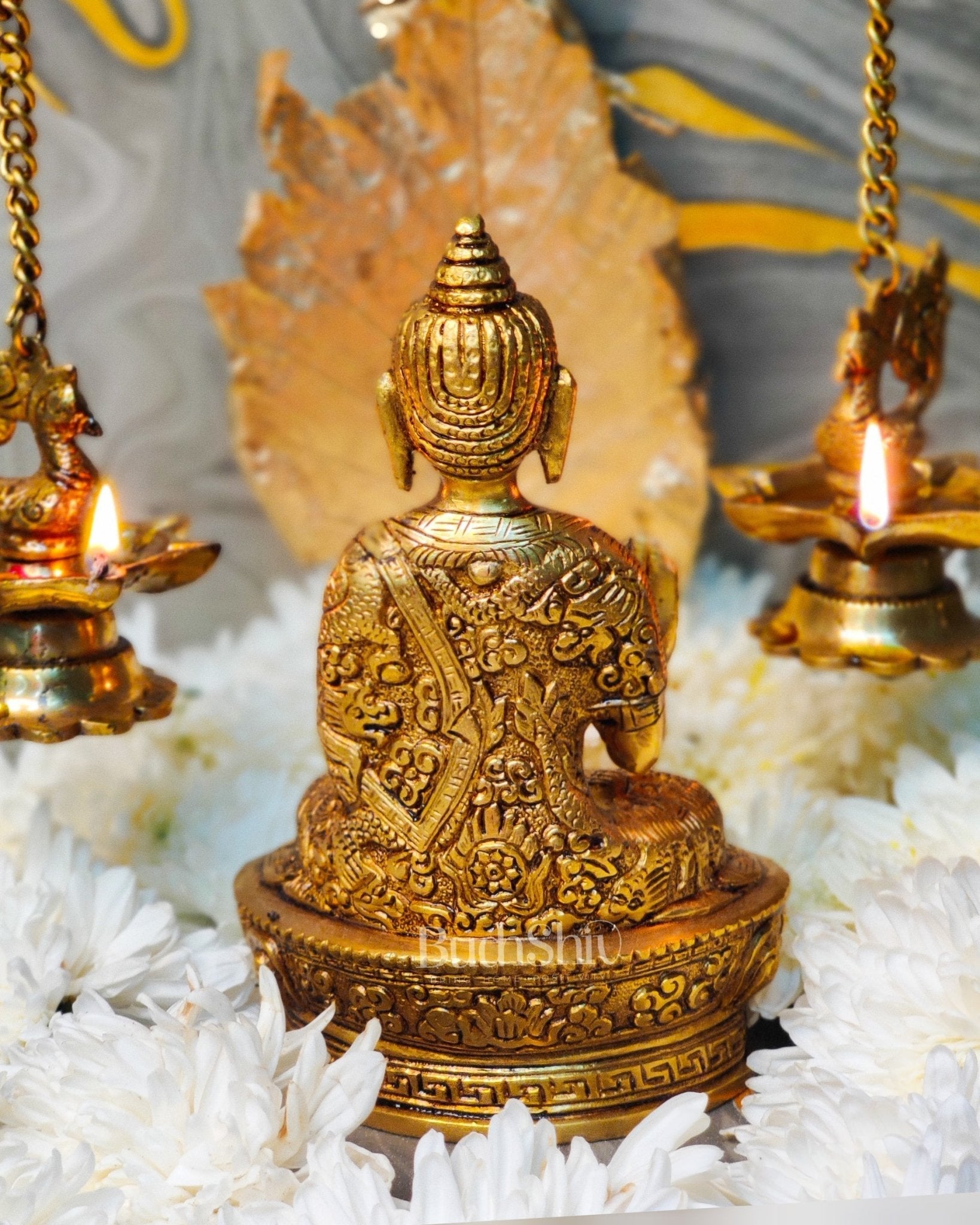 Blessing Buddha Statue: Fine Brass and Perfection Carved 7 inch