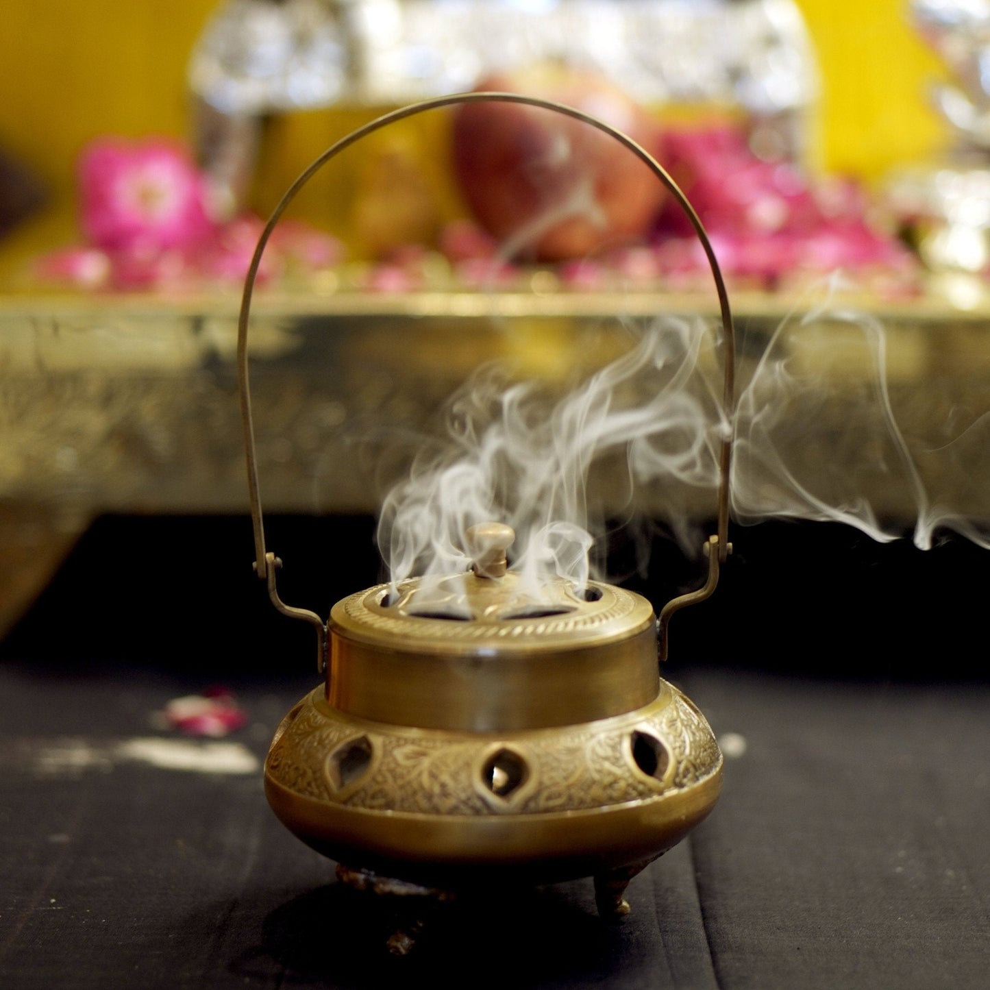 Brass Antique Dhupdaan