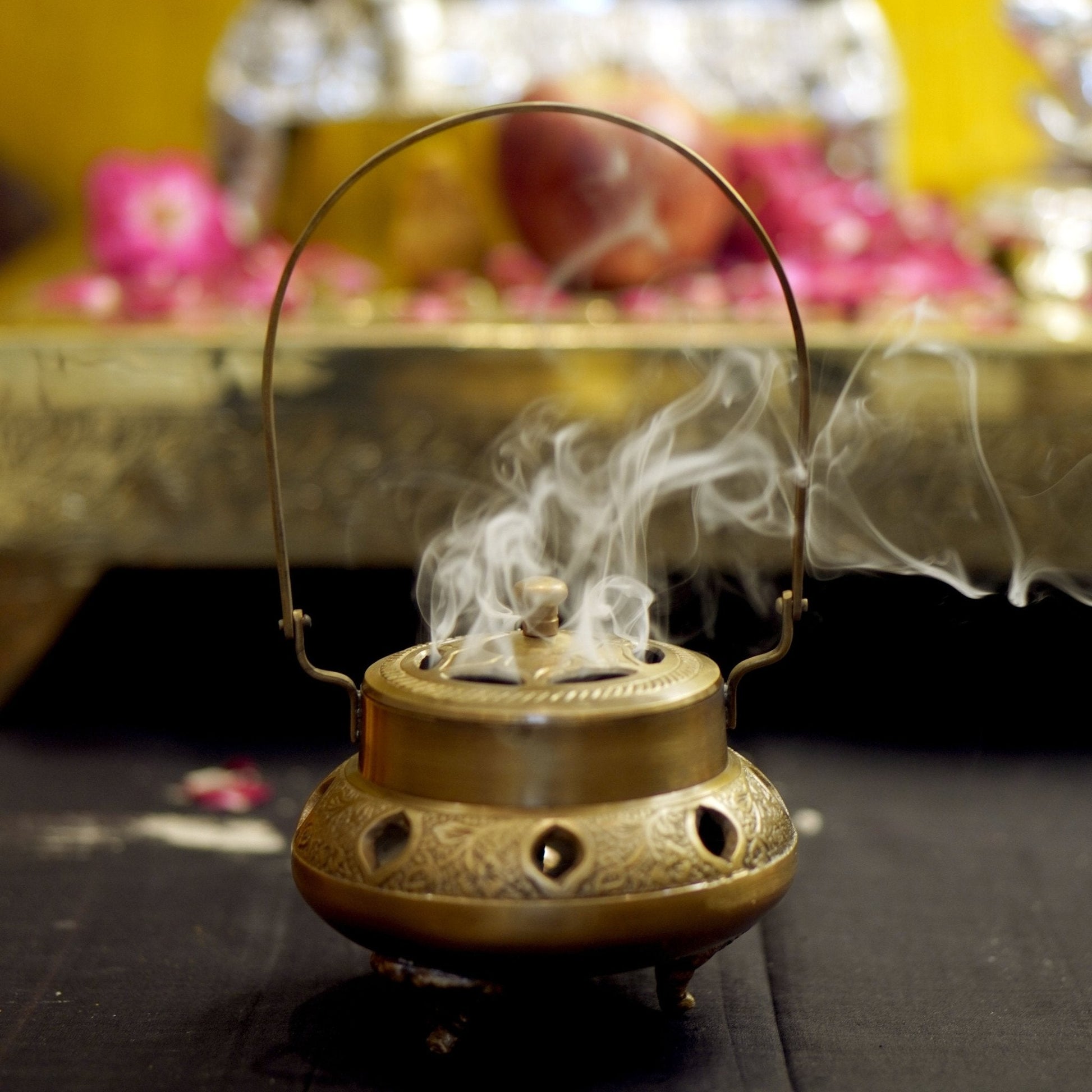 Brass Antique Dhupdaan