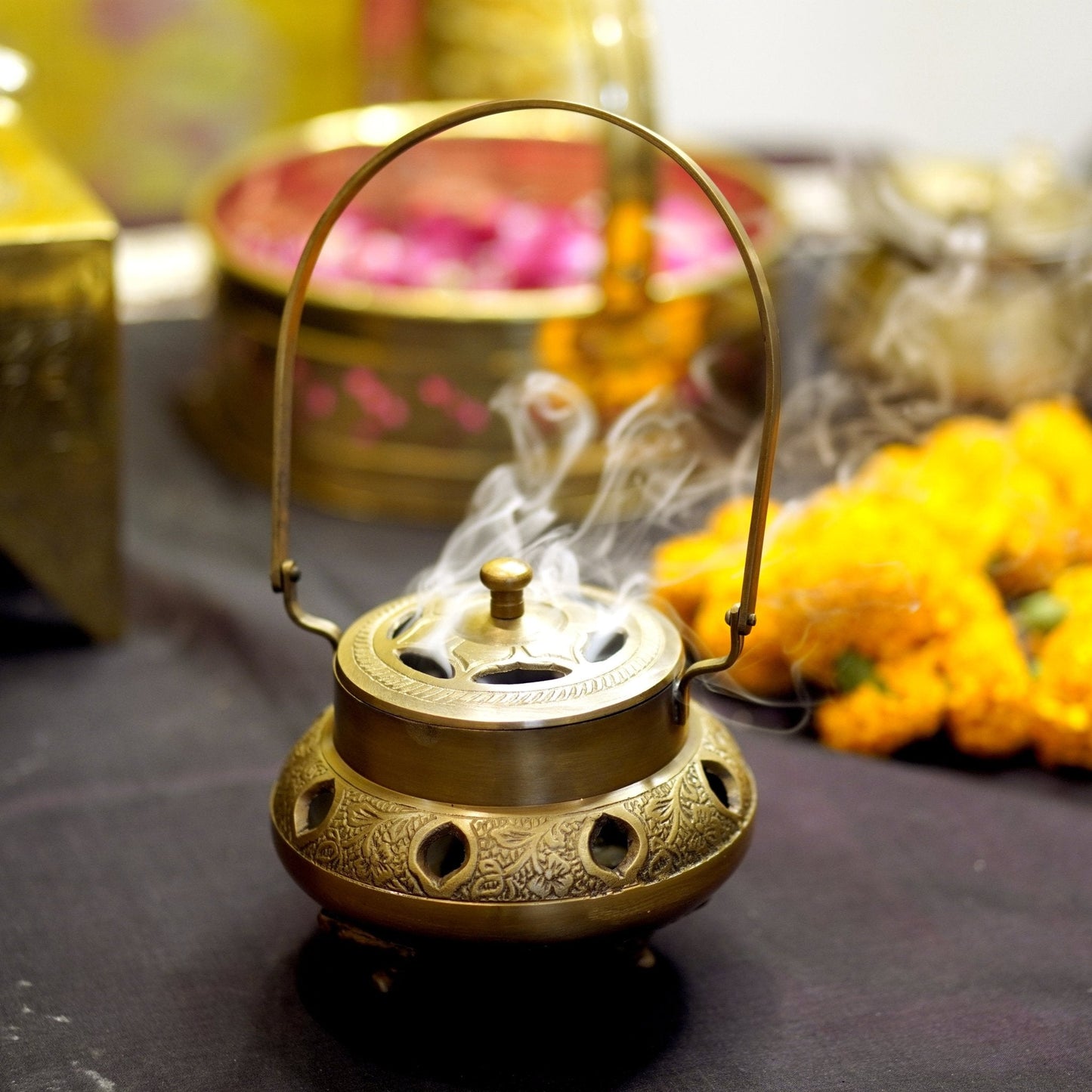 Brass Antique Dhupdaan