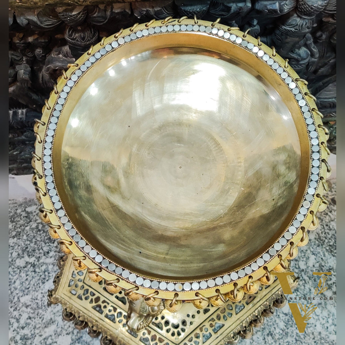 Brass Big urli With stand 25"