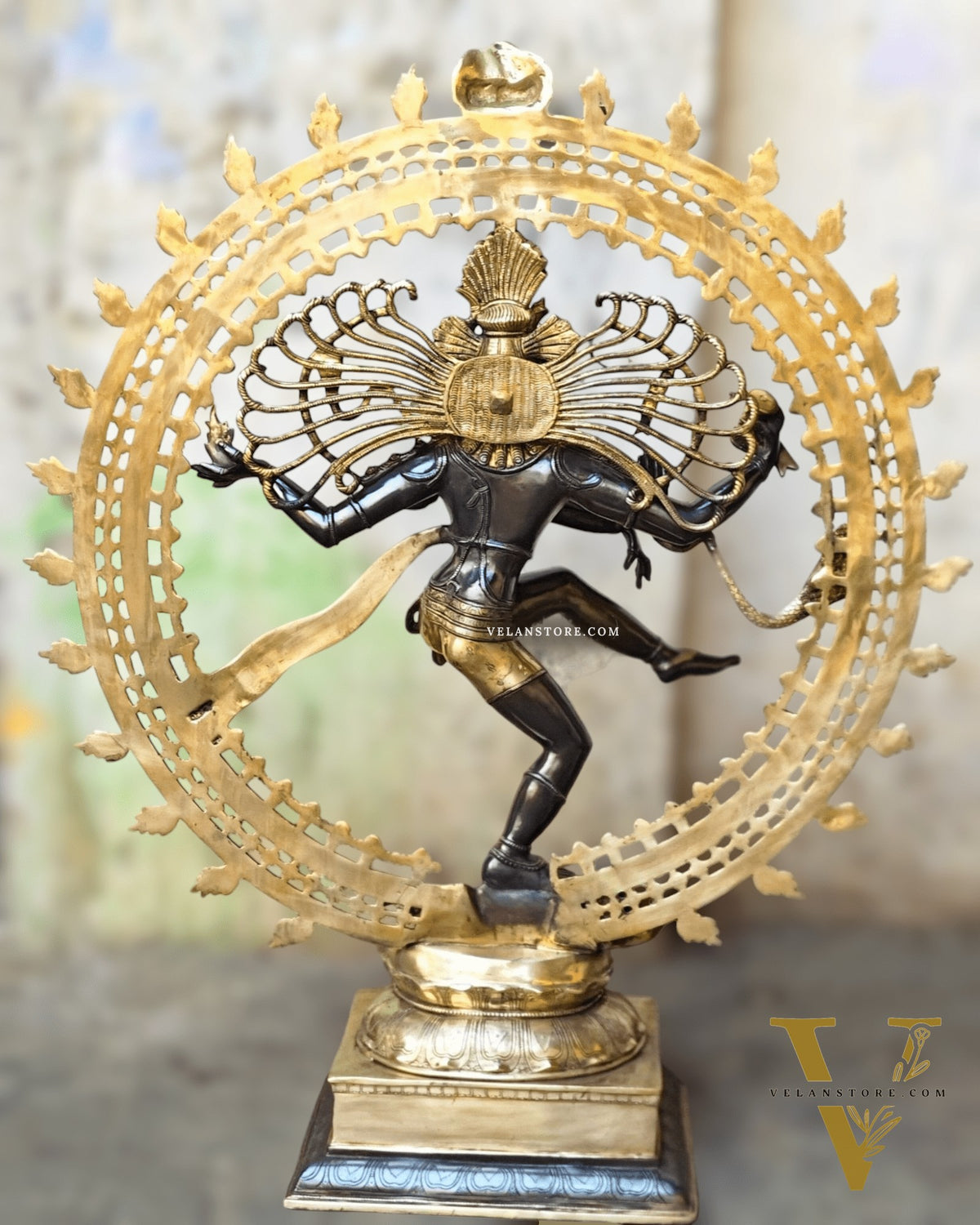 Brass Dancing Shiva as Nataraja Statue – Black & Gold Finish, 46.5 Inch