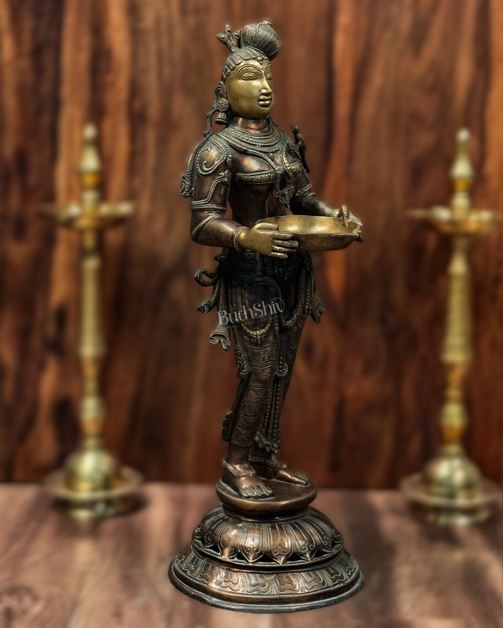 Pure Brass Deep Lady Vilakku with Bronze Finish – 36" Traditional Lamp