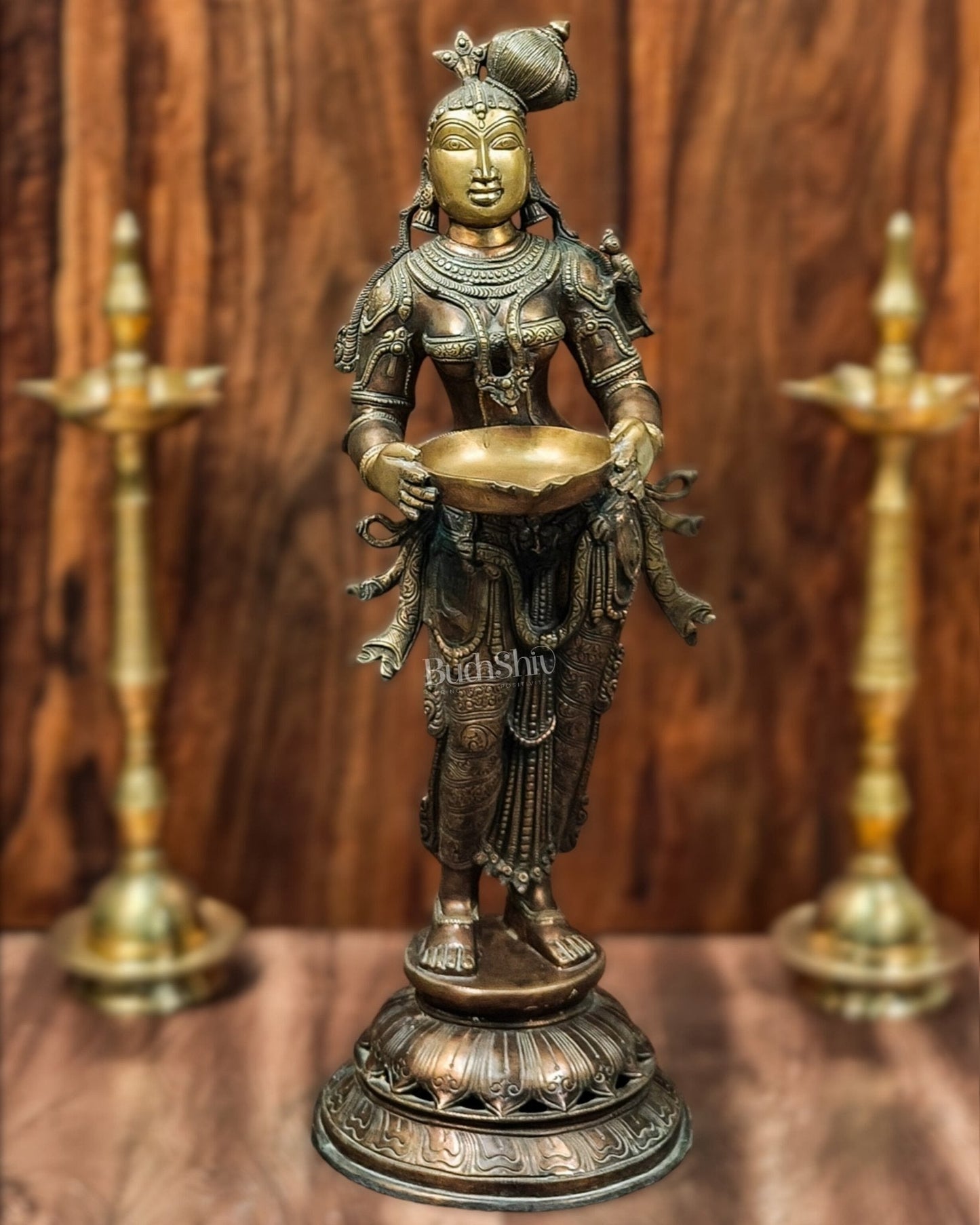 Pure Brass Deep Lady Vilakku with Bronze Finish – 36" Traditional Lamp