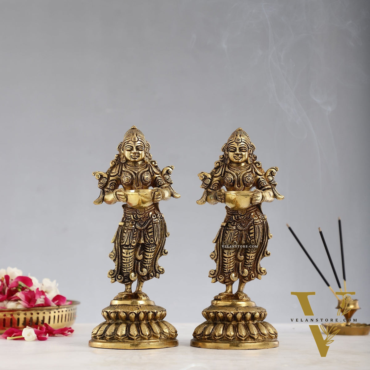 Brass Deep Lakshmi Pavaai Vilakku - 9 inch