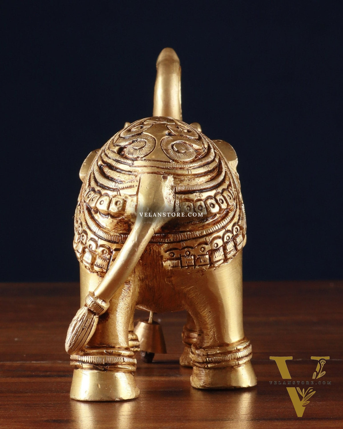 Brass elephant statue 4.5” x 6” x 2.5”