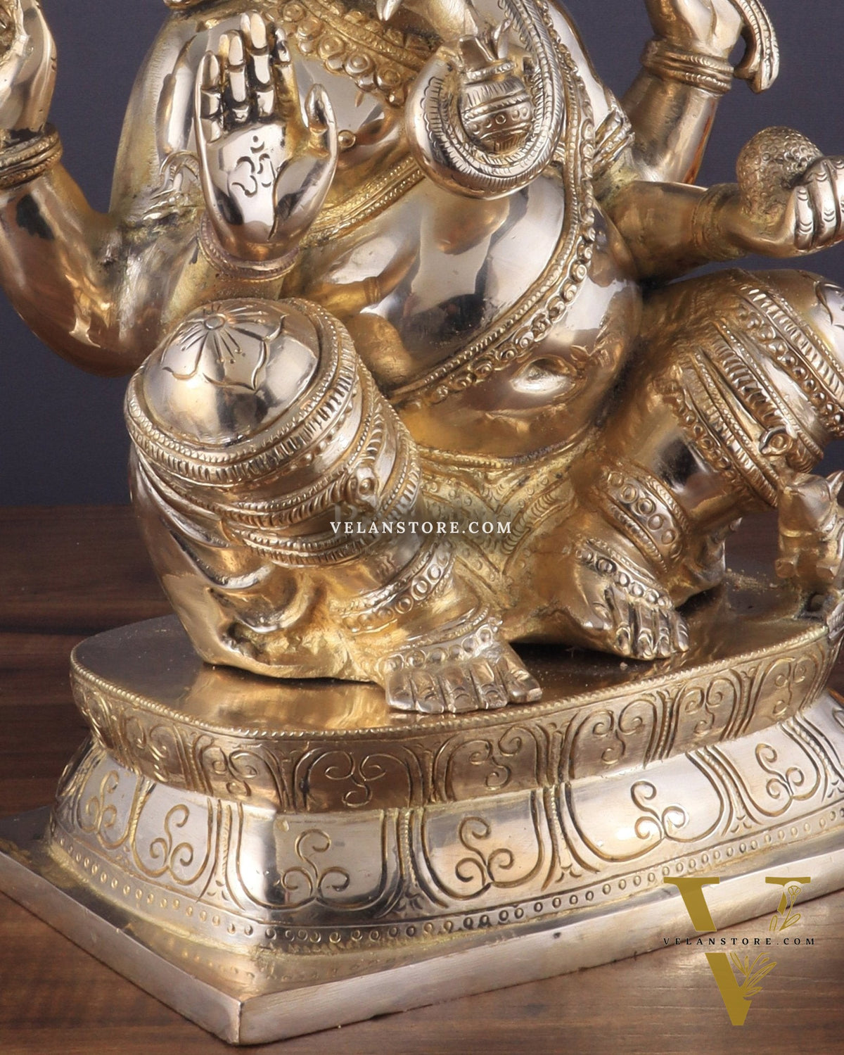 Brass Ganapati Idol Glossy – Handcrafted with Right-Side Trunk, 16" Height