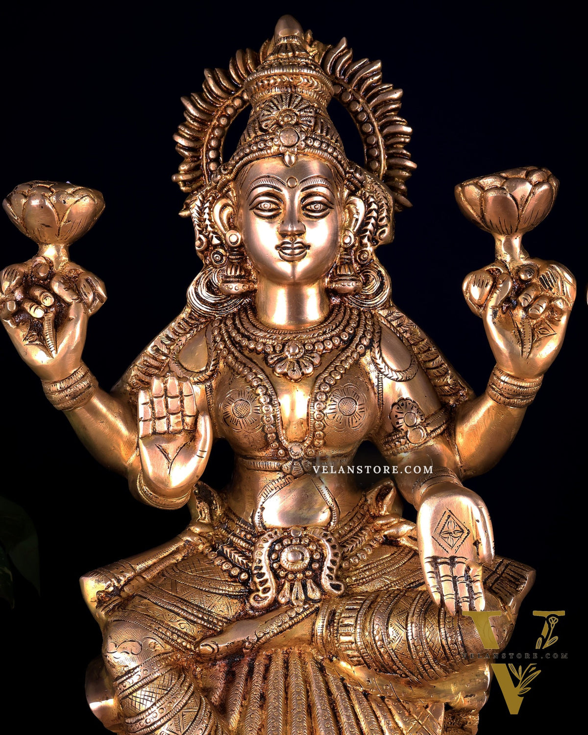 Brass Goddess Lakshmi Statue – Handcrafted Prosperity Idol 18 inch